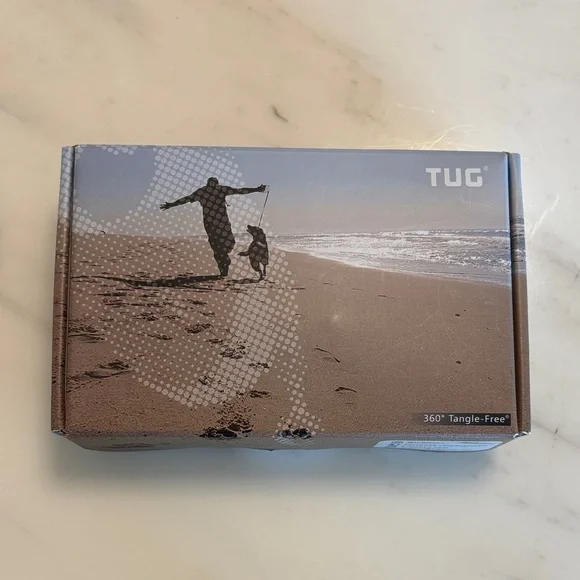 TUG 360° Retractable Tangle-Free Dog Leash with Tug Quick Lock System - Picture 3 of 5